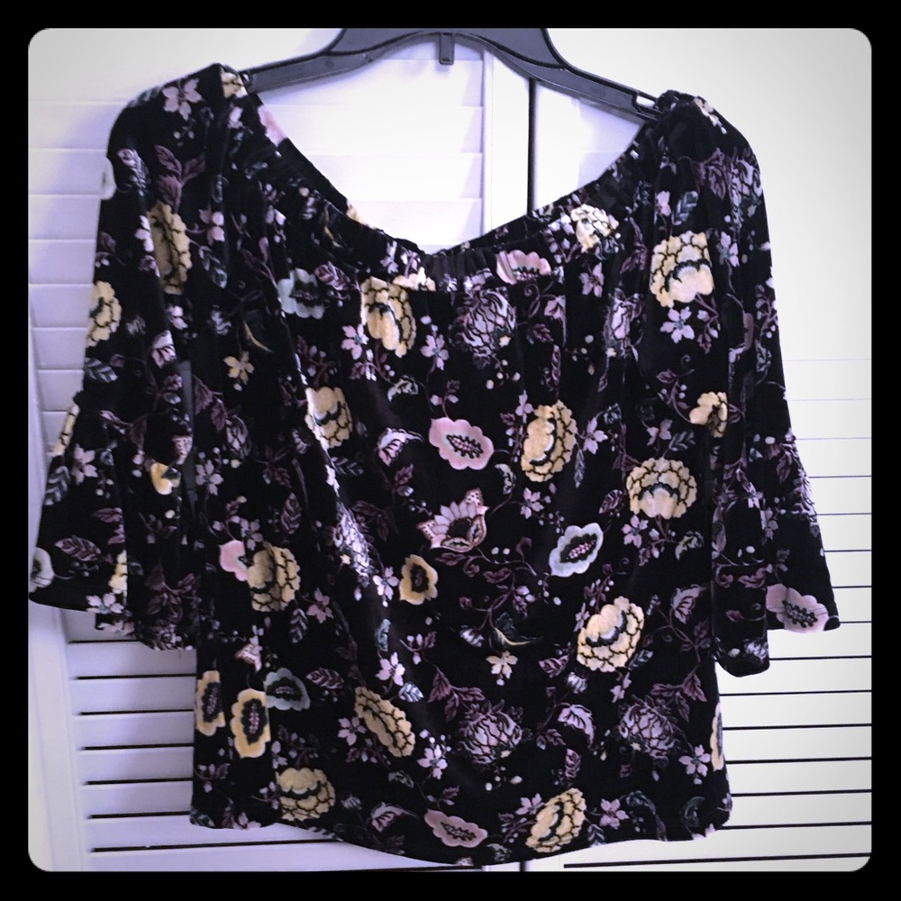 Black flower velvet off the shoulder top.